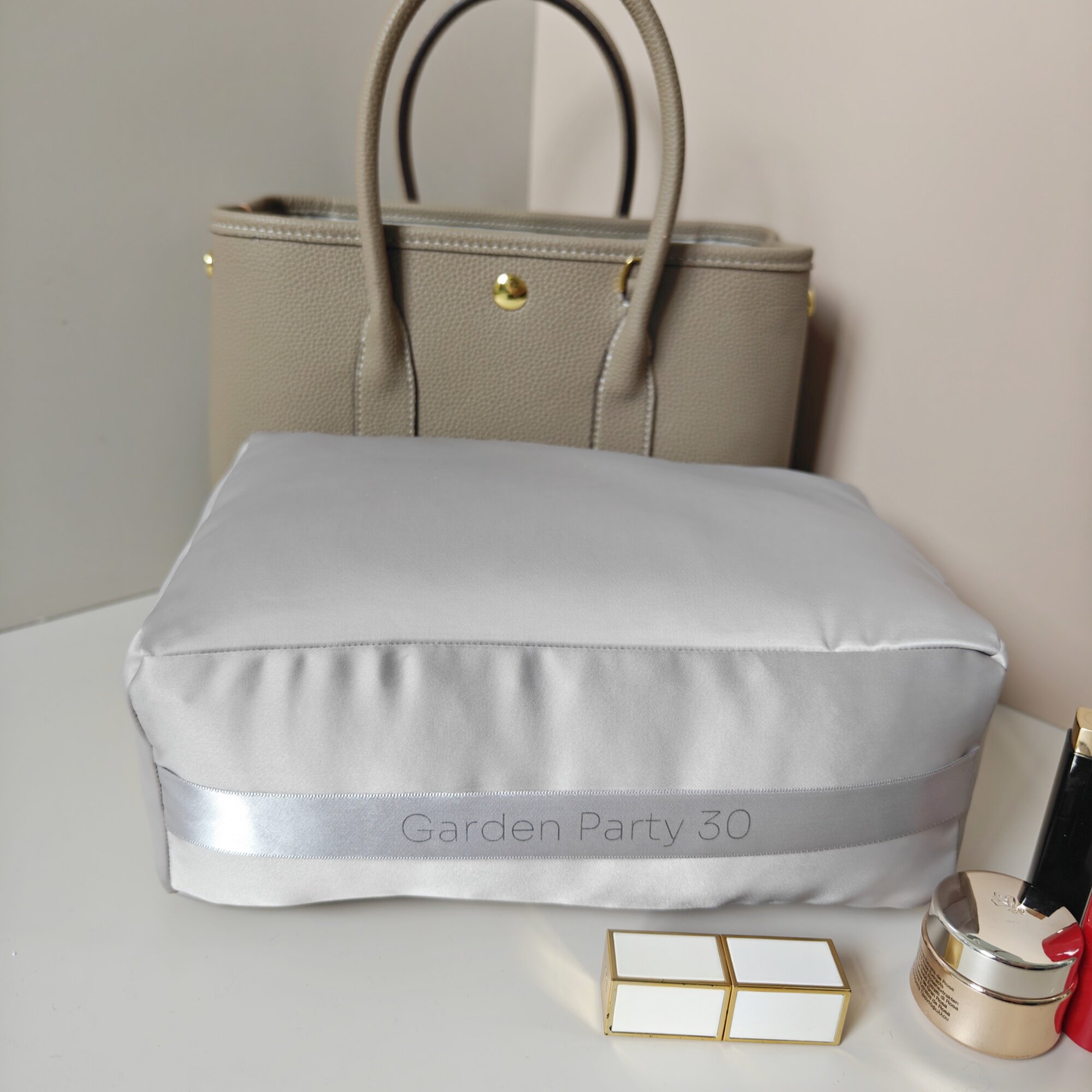 Hガーデンパーティー30、36に対応。収納用クッション、高級 - Handbags のレビューと価格